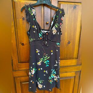 Willow & Clay lady size, small black width, flowers lined sundress. EUC